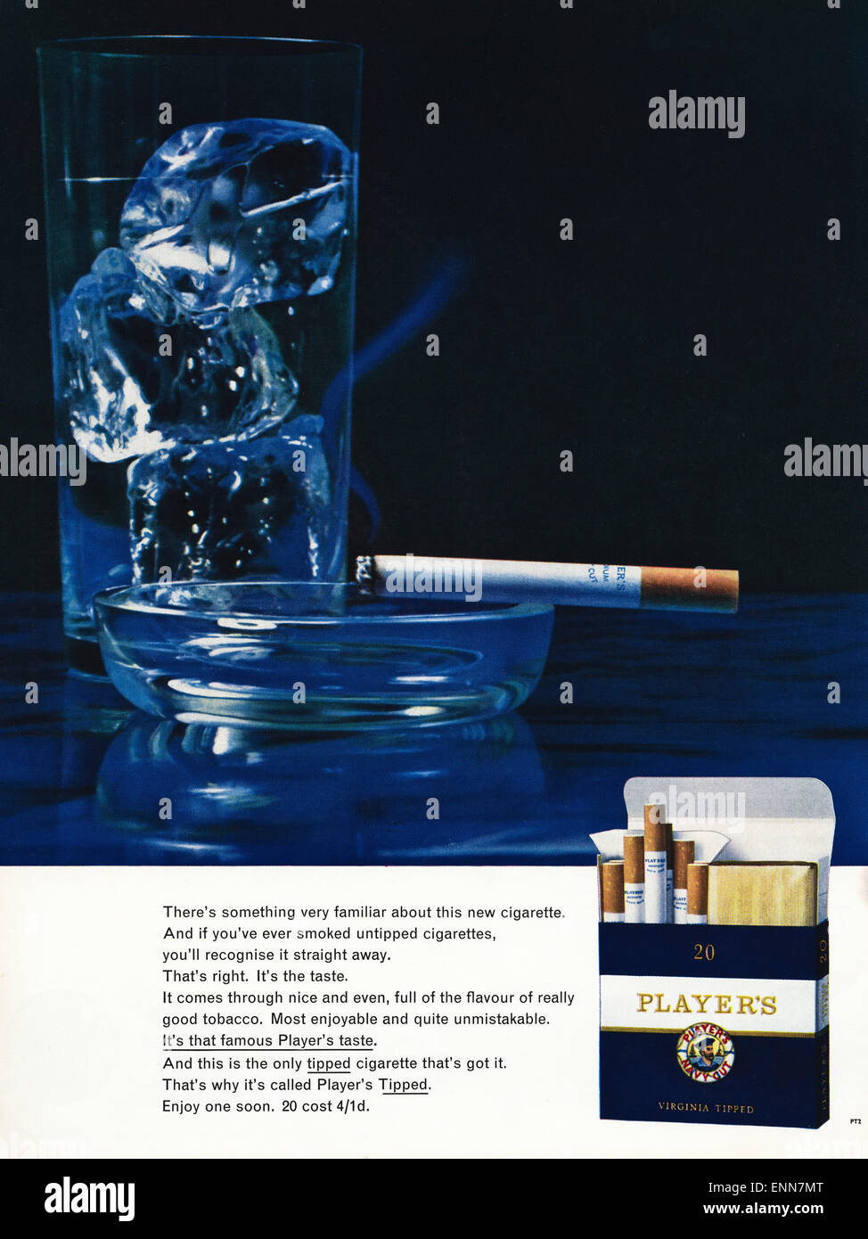 Vintage annonce dans années 60 en date du magazine pour 1964 cigarettes PLAYER'S Banque D'Images