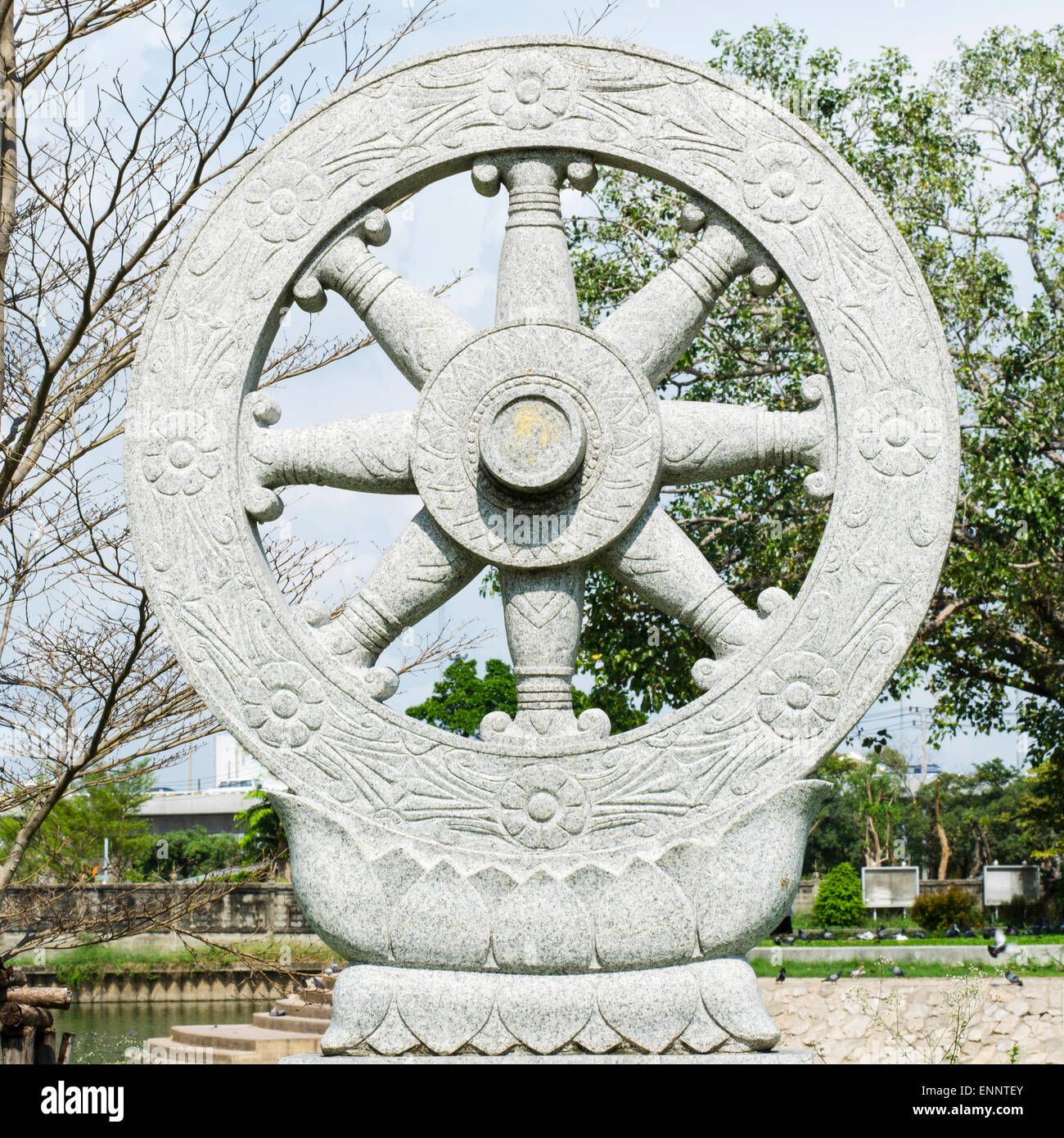 La roue de la fortune Le bouddhisme en Thaïlande temple Banque D'Images