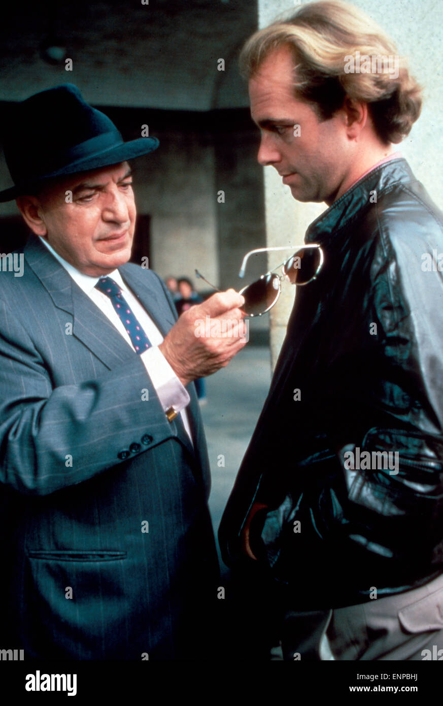 Kojak : Le prix de la Justice, alias : Kojak : Retour sur l'Kojaks, USA 1987, Regie : Alan Metzger, acteurs : Telly Sacalas, - ?- Banque D'Images Kojak : Le prix de la Justice, alias : Kojak : Retour sur l'Kojaks, USA 1987, Regie : Alan Metzger, acteurs : Telly Sacalas, - ?- Banque D'Images