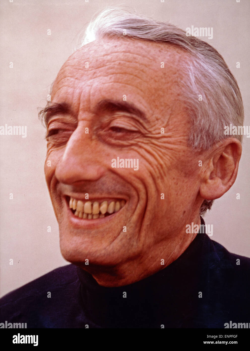 Der französiche Meeresforscher Jacques Yves Cousteau, Anfang 1980 er Jahre. L'océanographe français Jacques-Yves Cousteau, début 198 Banque D'Images