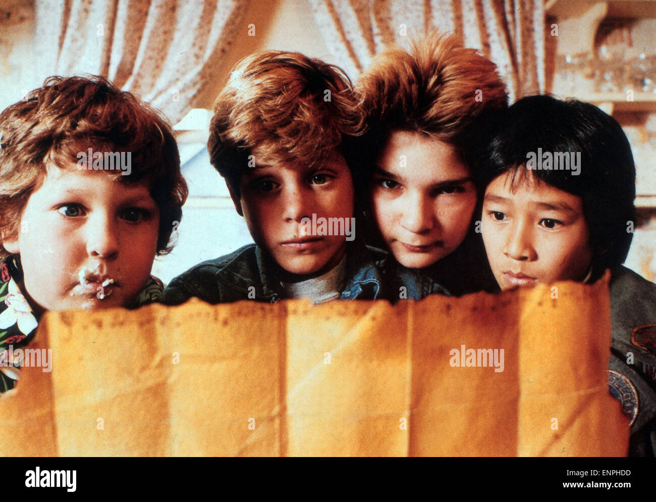Les Goonies, aka : The Goonies, USA 1985, Regie : Richard Donner, acteurs : Jeff Cohen, Sean Astin, Corey Felman, Ke Huy Quan Banque D'Images