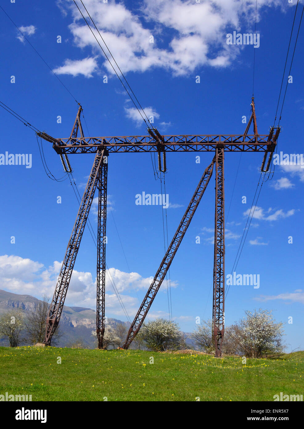 Ligne haute tension et de l'électricité pylône Banque D'Images
