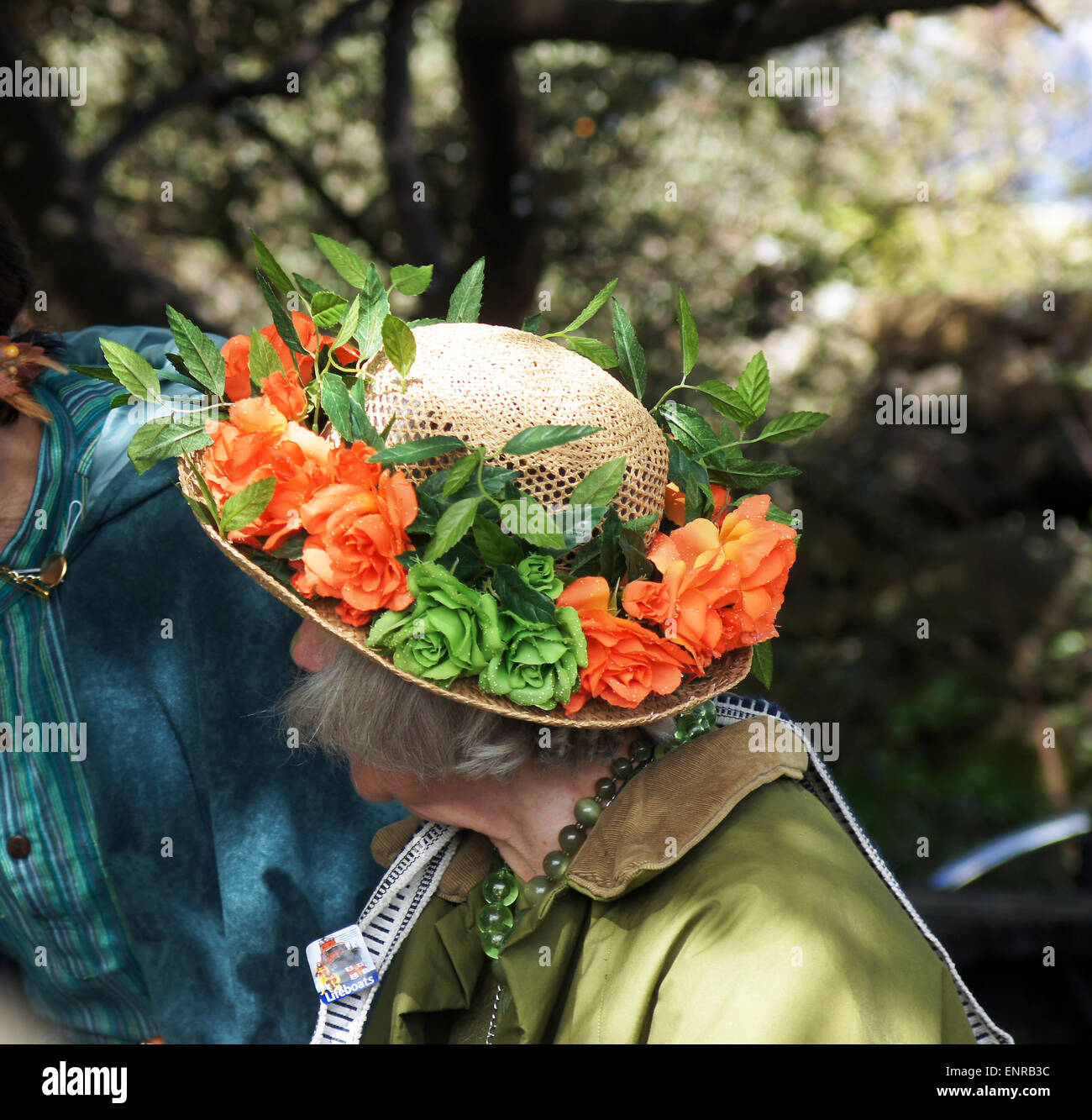 Chapeau décoré Banque de photographies et d'images à haute résolution -  Alamy