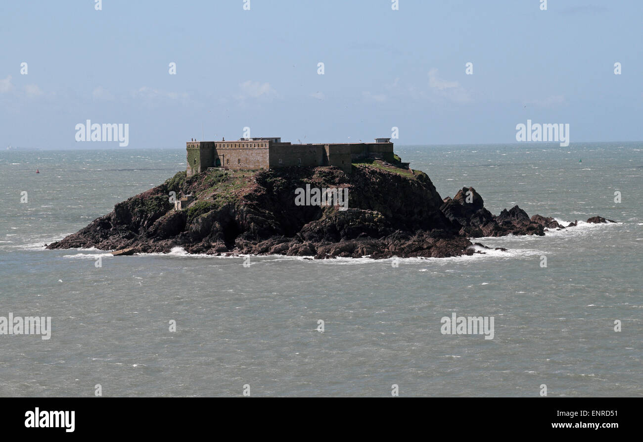 L'épine Island fort construit en 1854 dans la région de Milford Haven, Pembrokeshire, Pays de Galles. Banque D'Images