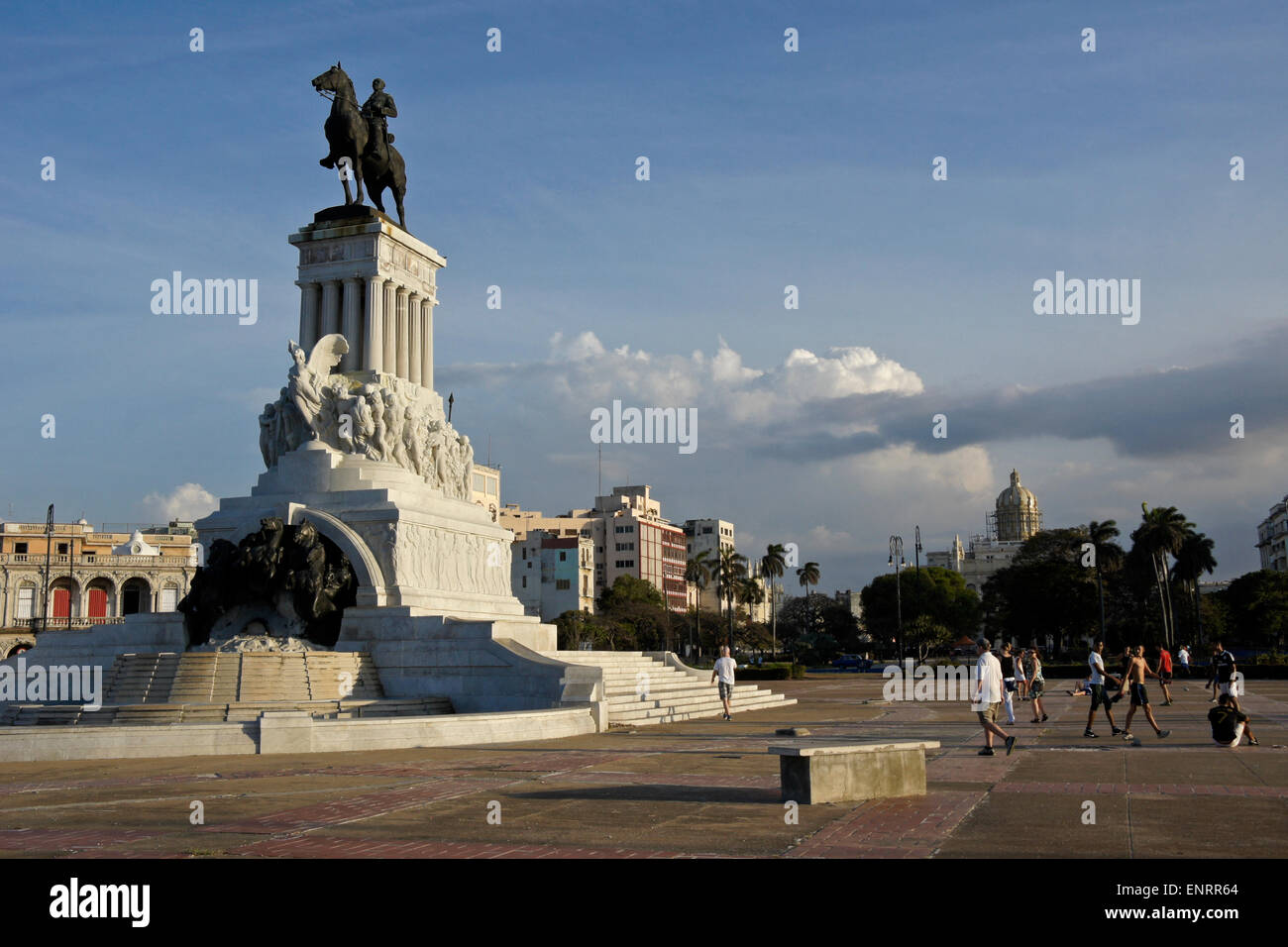 Monument aux héros de guerre Général Maximo Gomez dans Parque Martires, La Havane, Cuba Banque D'Images