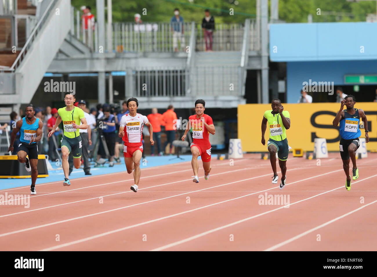 Kawasaki, le 100 m à Todoroki Stadium, Kanagawa, Japon. 10 mai, 2015. (L à R) Prezel Hardy (USA), Zhang Peimeng (CHN), Kei Takase, Bingtian Su (CHN), Harry Adams (USA), Hua Wilfried Koffi (CIV) Athlétisme : Championnats du Monde de Golden Grand Prix Seiko Défi à Kawasaki, le 100 m à Todoroki Stadium, Kanagawa, Japon . Credit : YUTAKA/AFLO SPORT/Alamy Live News Banque D'Images