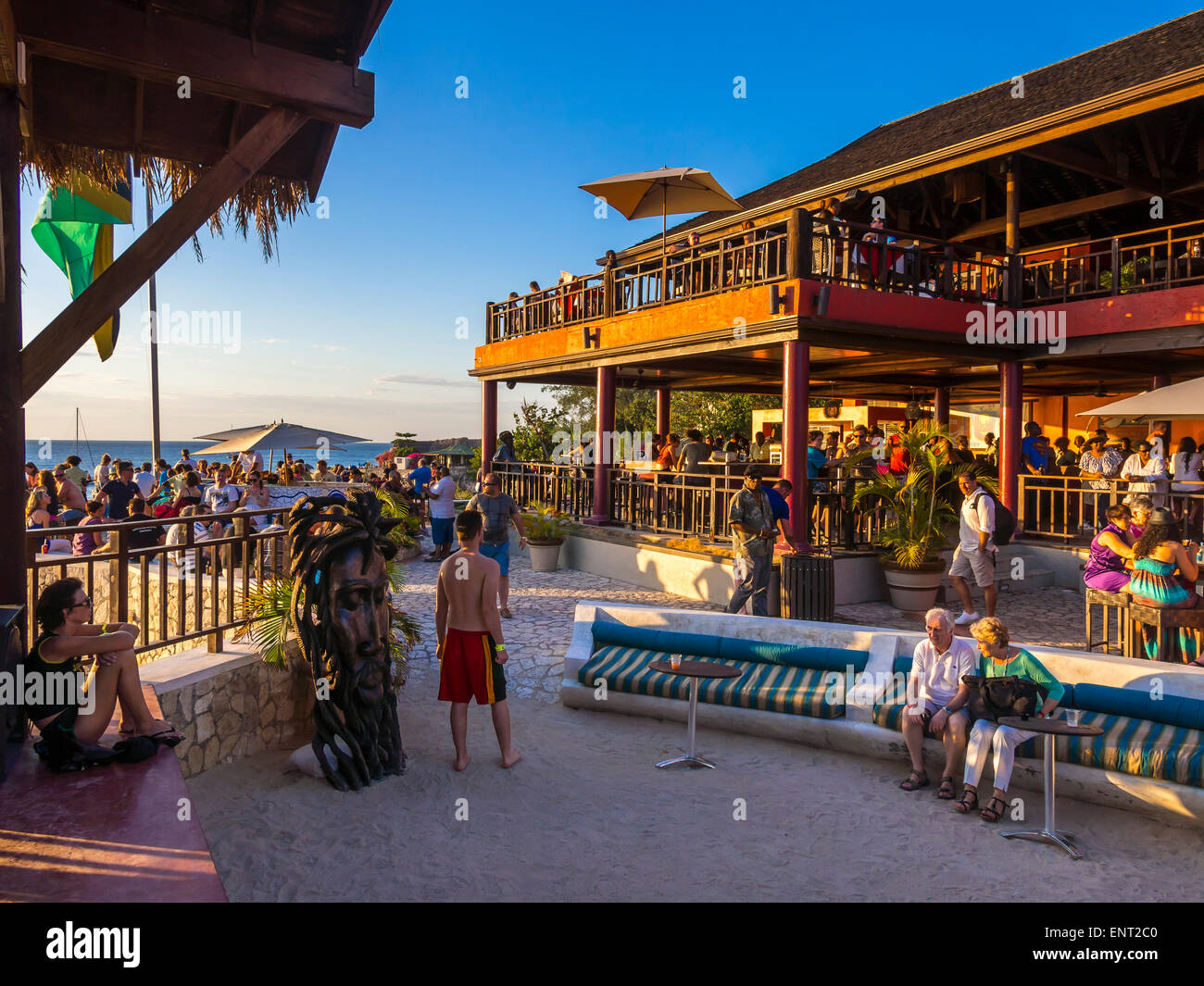 Rick's Cafe, bien connu situé sur la plage de Negril, Jamaïque Westmoreland, Région Banque D'Images