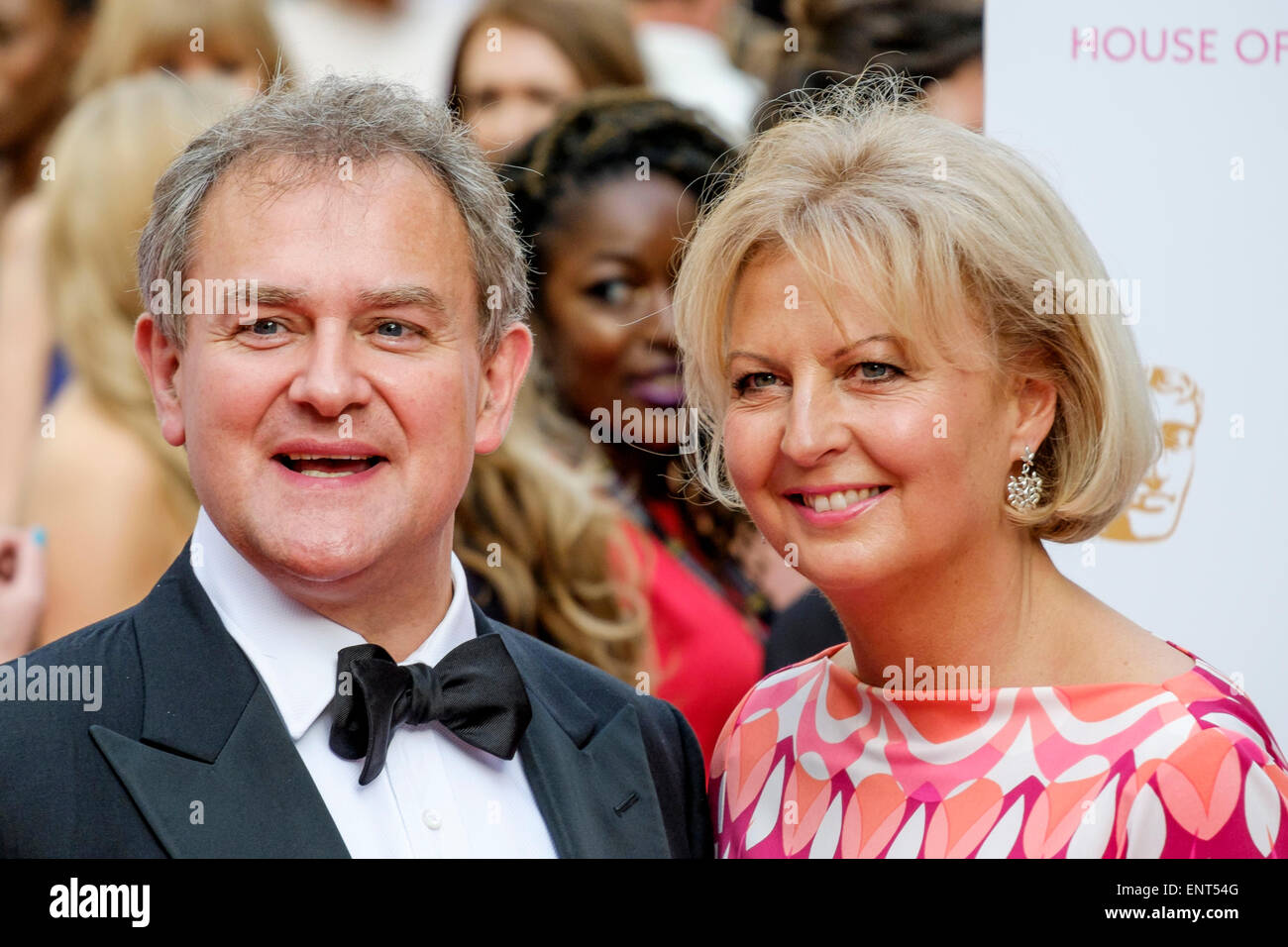 Hugh Bonneville et Lulu Williams assiste à la HOUSE OF FRASER BRITISH ACADEMY TELEVISION AWARDS 2015 le 10/05/2015 au Theatre Royal, Drury Lane, London. Les personnes sur la photo : Hugh Bonneville, Lulu Williams. Photo par Julie Edwards Banque D'Images