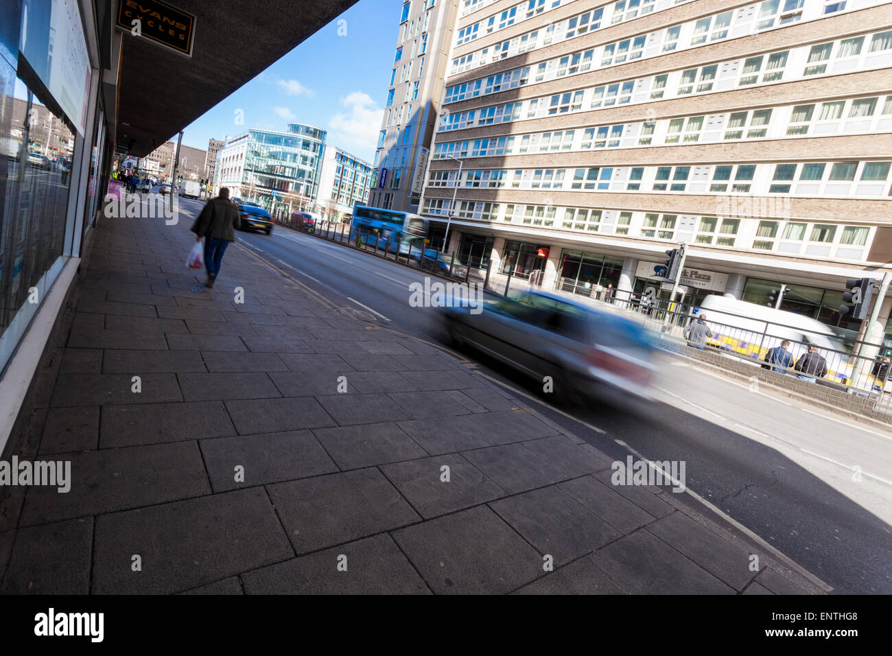 Rue de la ville moderne et les bâtiments. Maid Marian way, Nottingham, England, UK Banque D'Images