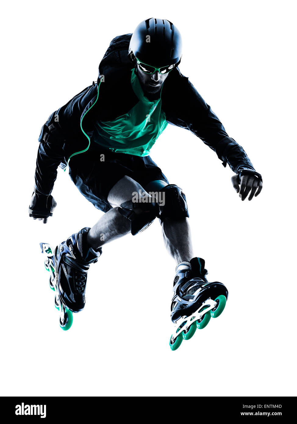 Un caucasian man roller inline Skater Roller en silhouette isolé sur fond blanc Banque D'Images