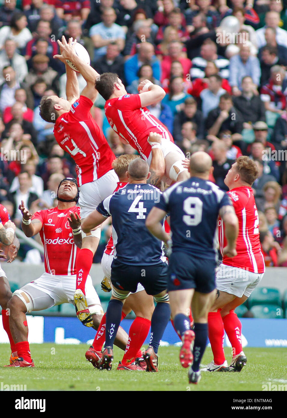 London, England - 09 MAI : au cours de la Babcock Trophy match de rugby entre l'Armée britannique et la Royal Navy a joué dans le stade de Twickenham, le 09 mai 2015 à Twickenham, en Angleterre. (Photo de Mitchell Gunn/ESPA) *** légende locale *** Banque D'Images