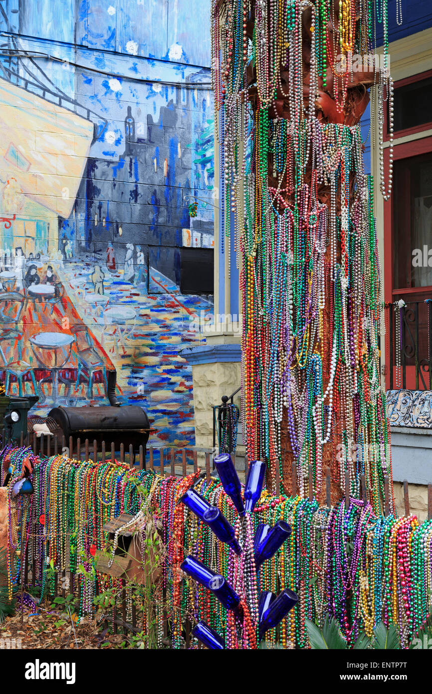 Perles Mardi Gras, Uptown Magazine Street, La Nouvelle-Orléans, Louisiane, Etats-Unis Banque D'Images