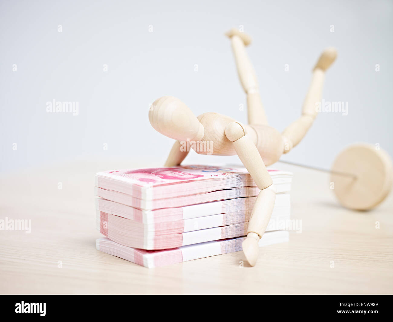 Faire place au mannequin de bois d'argent. Banque D'Images