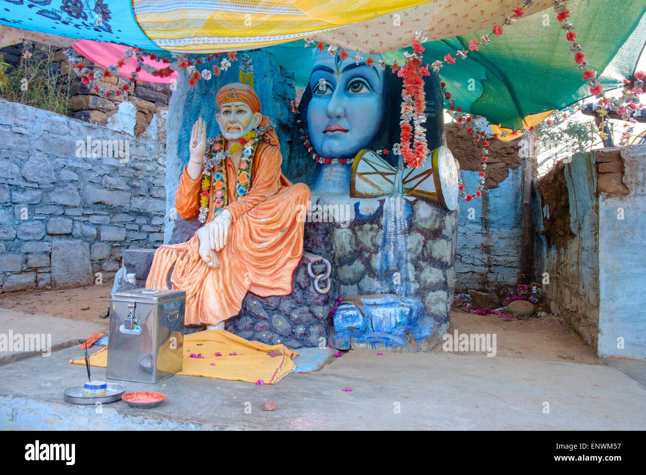 Temple dédié à Sai Baba de Shirdi à Omkareshwar. Banque D'Images