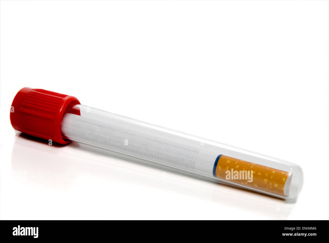 La cigarette d'urgence Banque D'Images