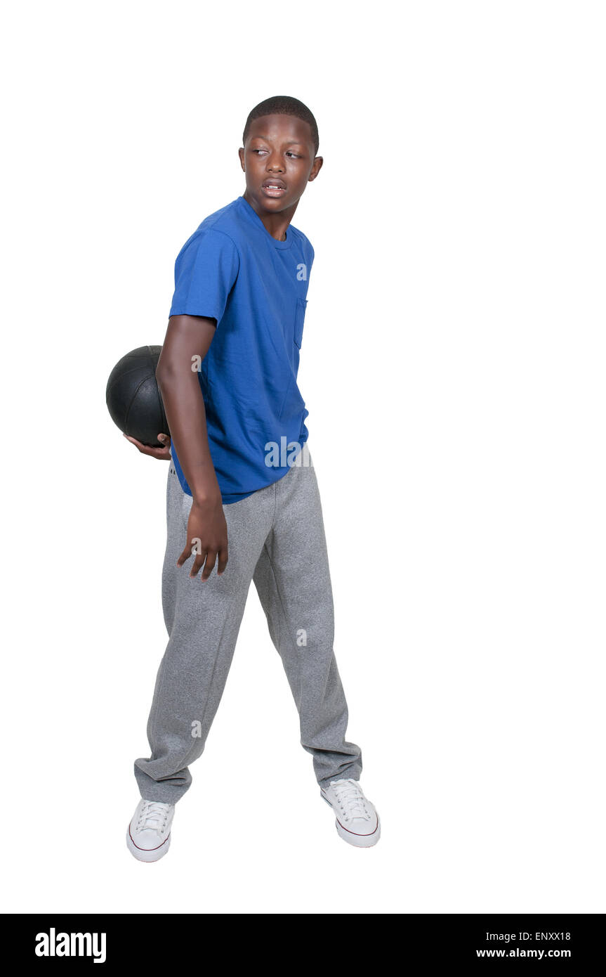 Joueur de basket-ball d'adolescent noir Banque D'Images