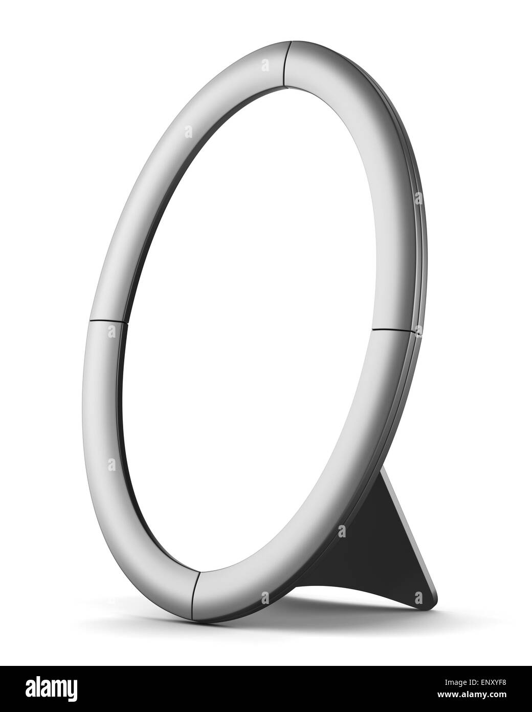 Miroir de table métallique isolé sur fond blanc Banque D'Images