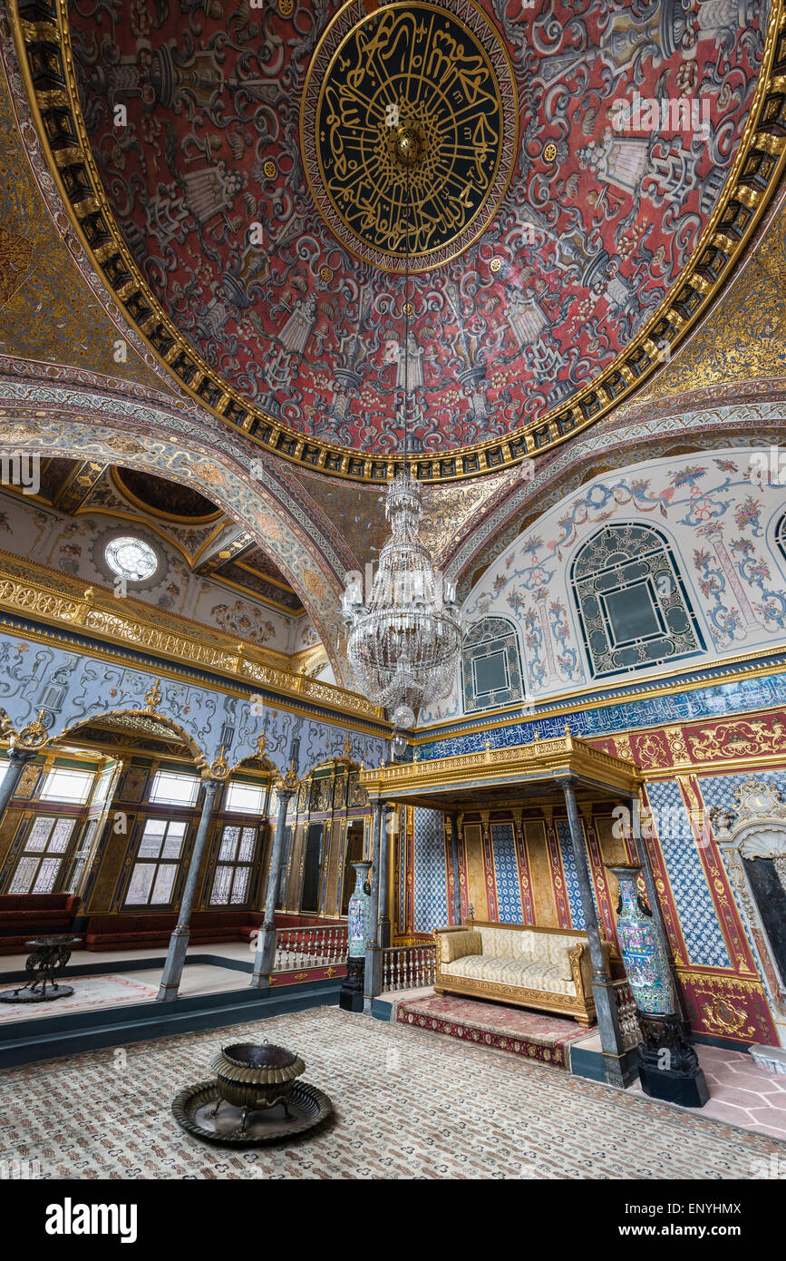 Salle du trône impériale dans le Harem du Palais de Topkapi. Point du sérail, Sultanahmet, Istanbul Banque D'Images