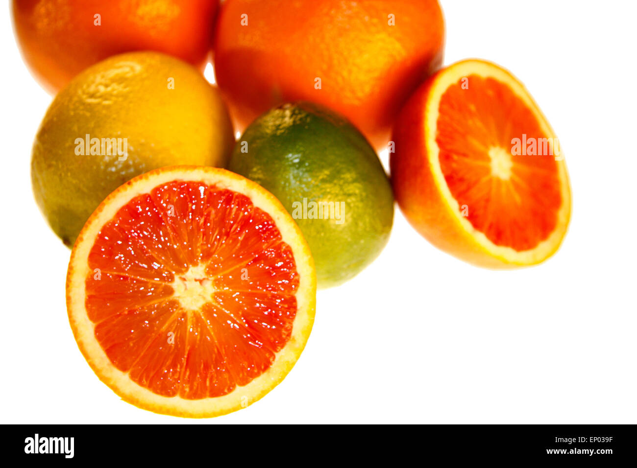 Suedfruechte : Blutorange, Zitrone, Orange, limette - Symbolbild Nahrungsmittel. Banque D'Images
