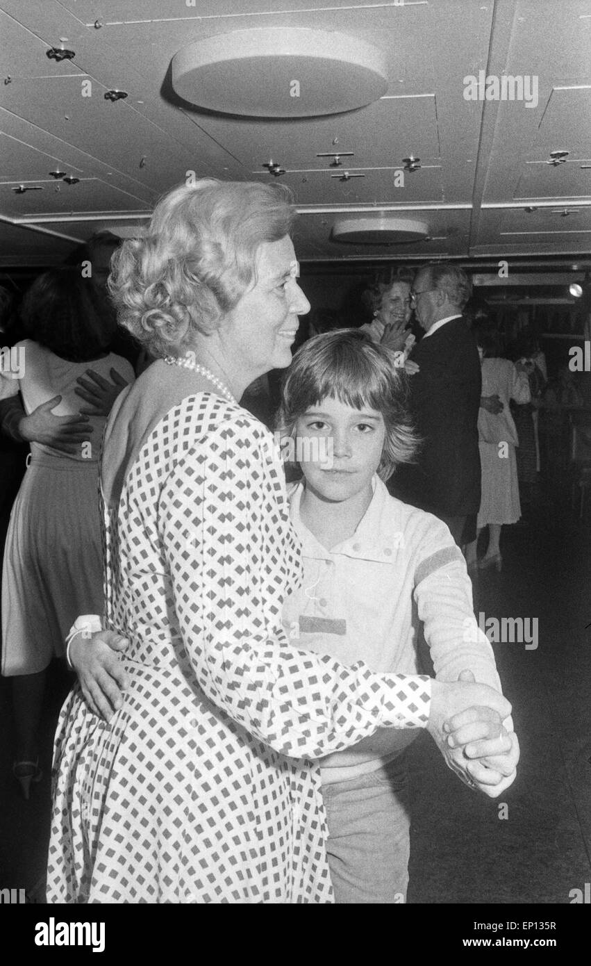 Deutsche Volksschauspielerin Heidi Kabel feiert ihren 65. Geburtstag An Bord des Schiffes-HADAG 'St. Pauli à Hambourg, histoire de l' Banque D'Images