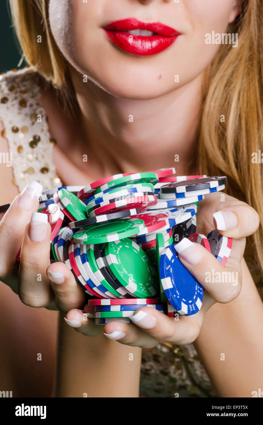 Femme en cartes à jouer casino Banque D'Images