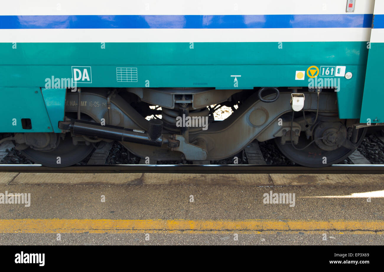 Détails de l'roues d'un train moderne. technologie concept Banque D'Images