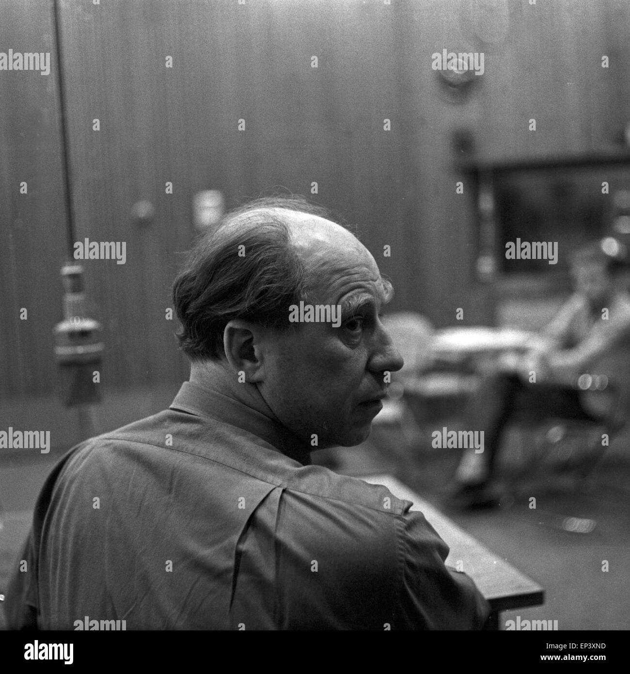 Acteurs et Actrices Deutscher Werner Hinz à Hamburg, Deutschland 1950er Jahre. L'acteur allemand Werner Hinz à Hambourg, Allemagne 1950. Banque D'Images