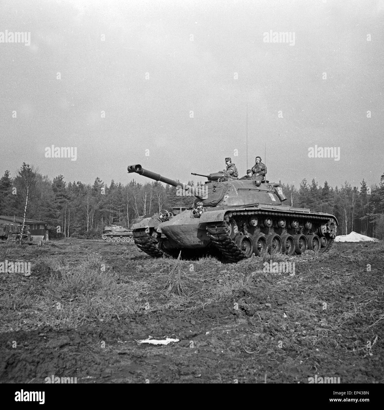 Ein Leopard 1 der Bundeswehr Panzer auf dem Truppenübungsplatz 1950er Jahre, Deutschland. Un Léopard 1 réservoir de la German Bundesw Banque D'Images