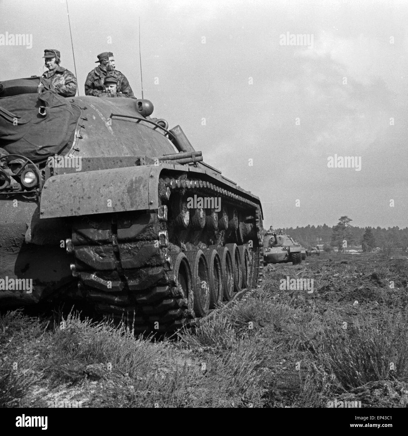 Ein Leopard 1 der Bundeswehr Panzer auf dem Truppenübungsplatz 1950er Jahre, Deutschland. Un Léopard 1 réservoir de la German Bundesw Banque D'Images