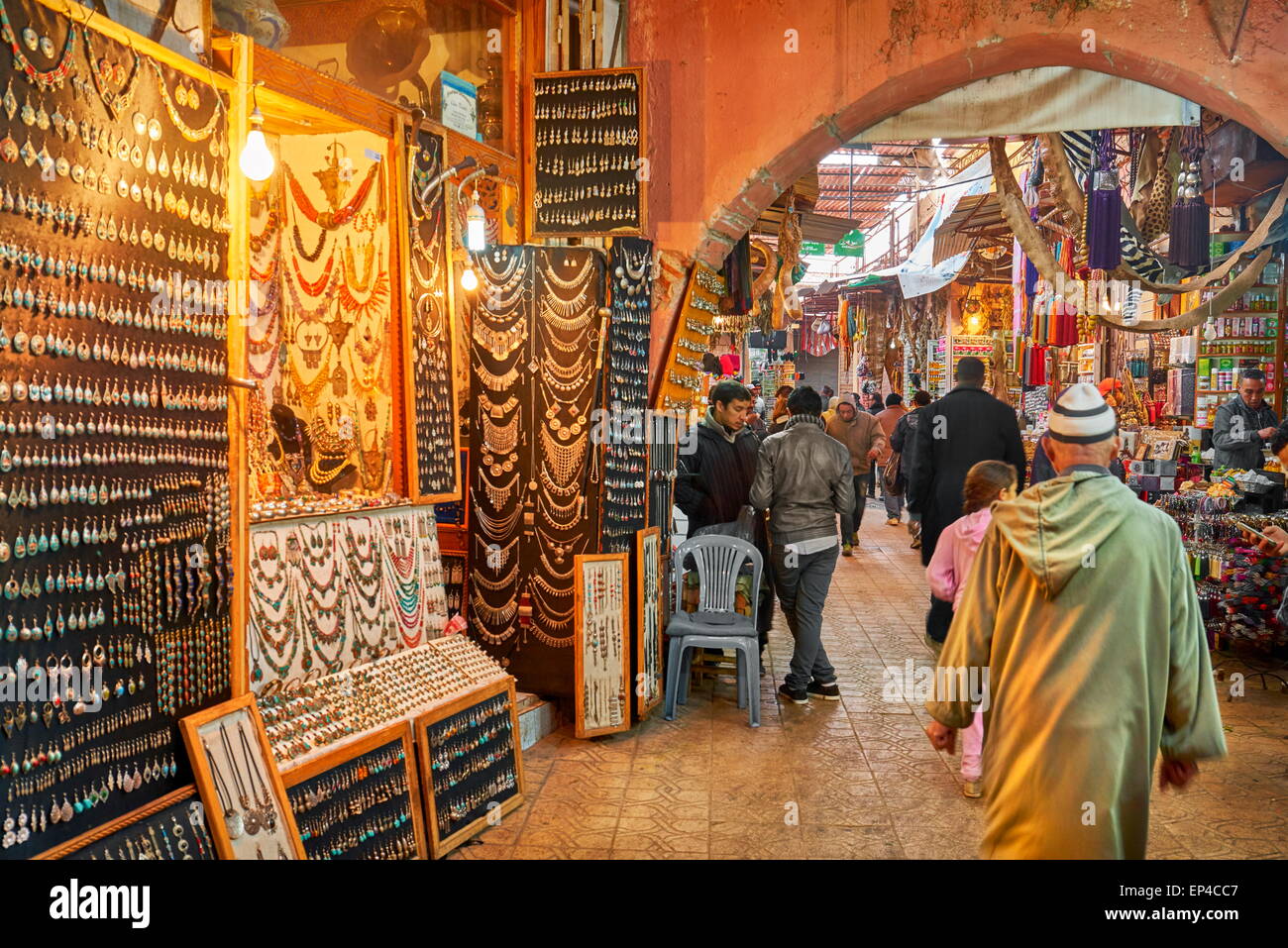 Médina de Marrakech, les souks, le Maroc, l'Afrique Banque D'Images