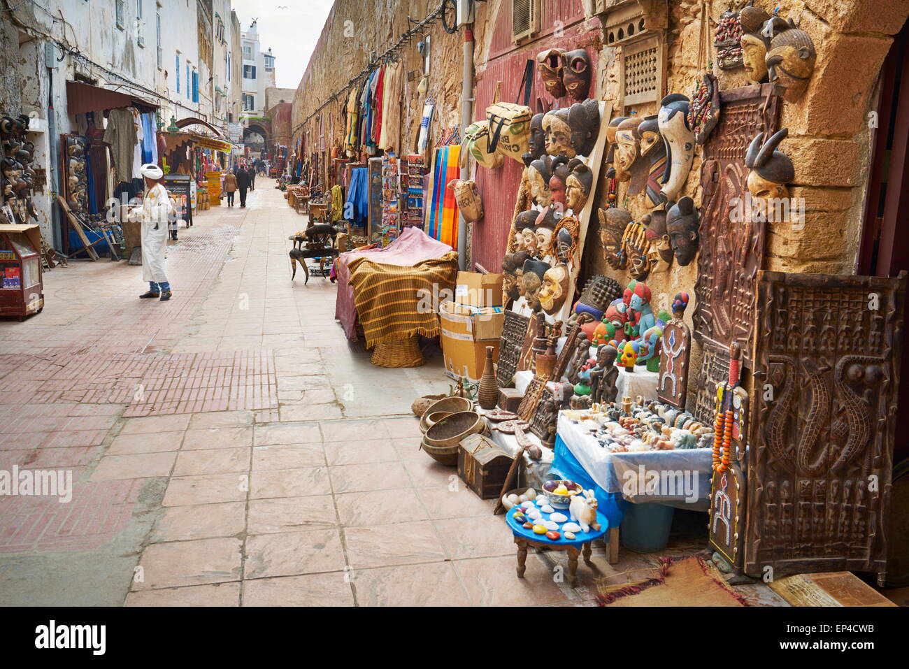 Essaouira, l'une des petites rues de la médina. Maroc Banque D'Images