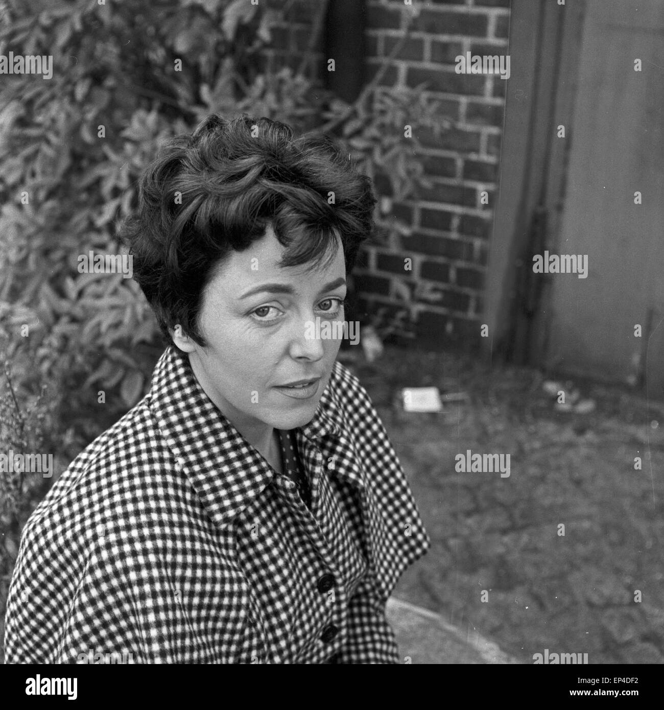 Deutsche Schauspielerin Madelon Truss, Deutschland 1950er Jahre. L'actrice allemande Madelon Truss, Allemagne 1950. Banque D'Images