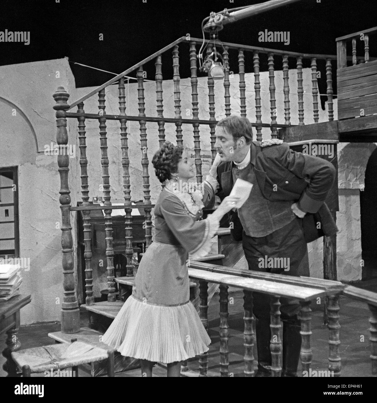 Der Analphabet, Musikalische Comedy, Deutschland 1960, Regie : Herbert Junkers, acteurs : Sigmund Roth, Irmgard Huber Banque D'Images