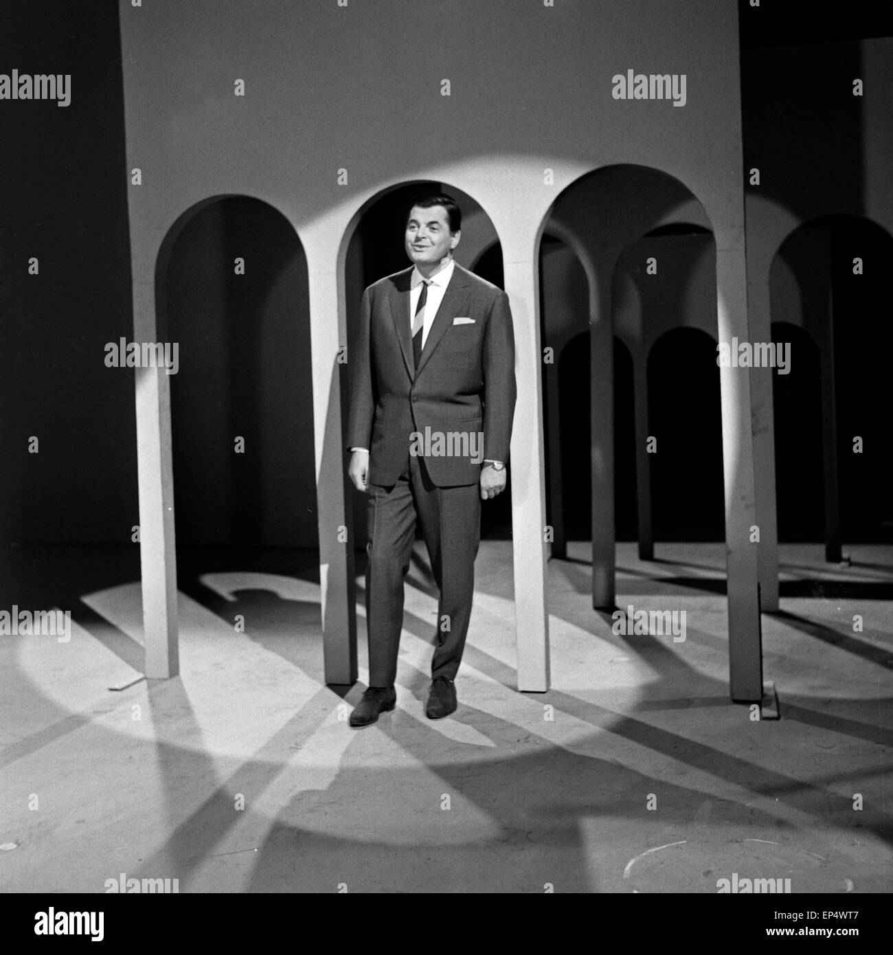 Werner Müller, Schlagermagazin Musiksendung, Deutschland 1962, Regie : Klaus Überall, Gaststar : Gerhard Wendland Banque D'Images