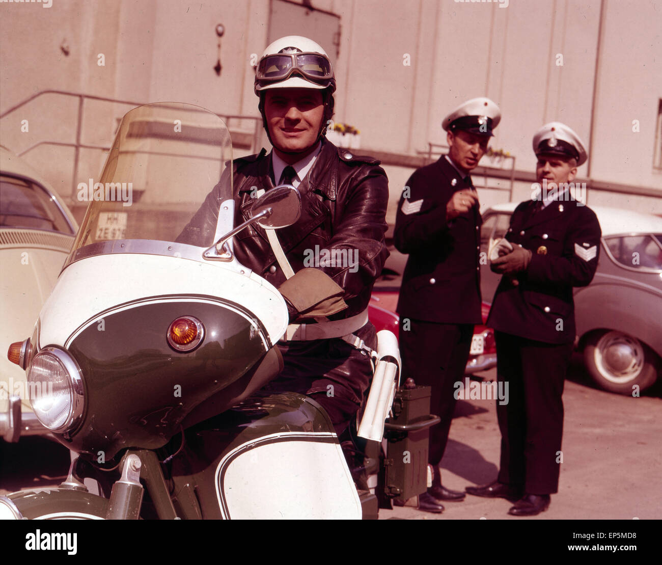 Polizeifunk ruft, Fernsehserie, Deutschland 1966 - 1970, Regie : Hermann Leitner, acteurs : Karl Heinz Heß (liens) Banque D'Images