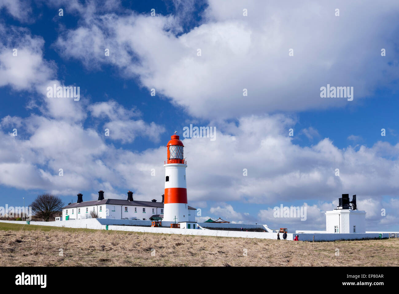 Souter phare, Marsden dans South Tyneside, Tyne et Wear, Angleterre. Banque D'Images