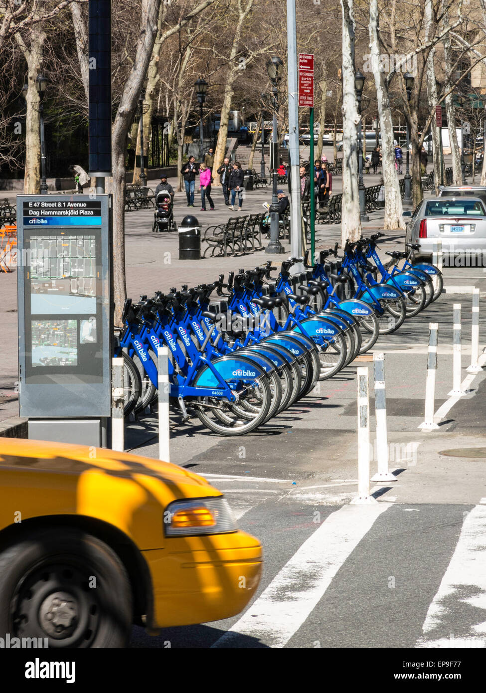 Station d'Citibike pour NYC Bike Share, East 47th Street, USA Banque D'Images