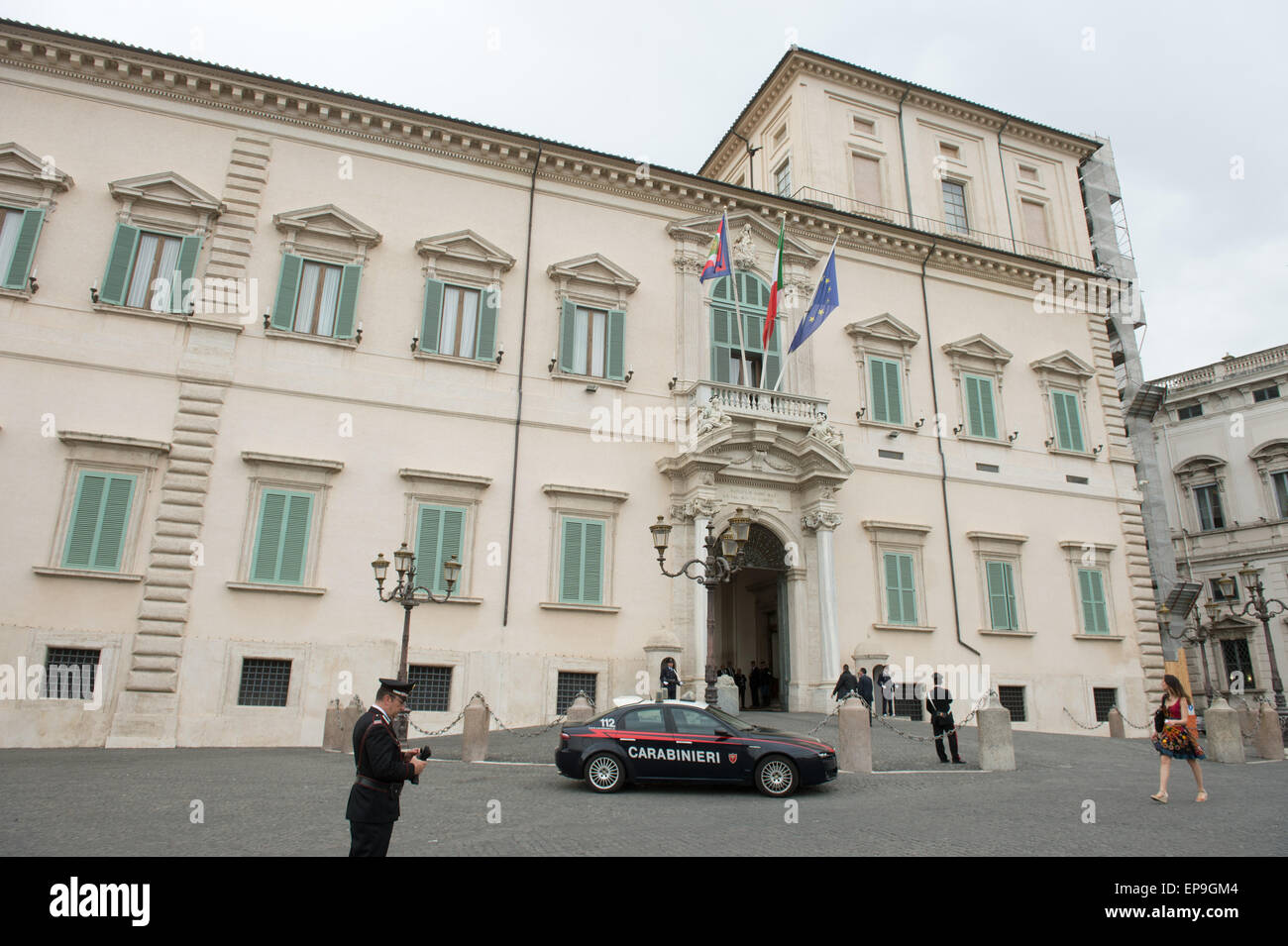 Rome, l'Allemagne. 15 mai, 2015. Vue sur le Palazzo del Quirinalee, le siège officiel du président italien à Rome, en Allemagne, le 15 mai 2015. Photo : Armin Weigel/dpa/Alamy Live News Banque D'Images