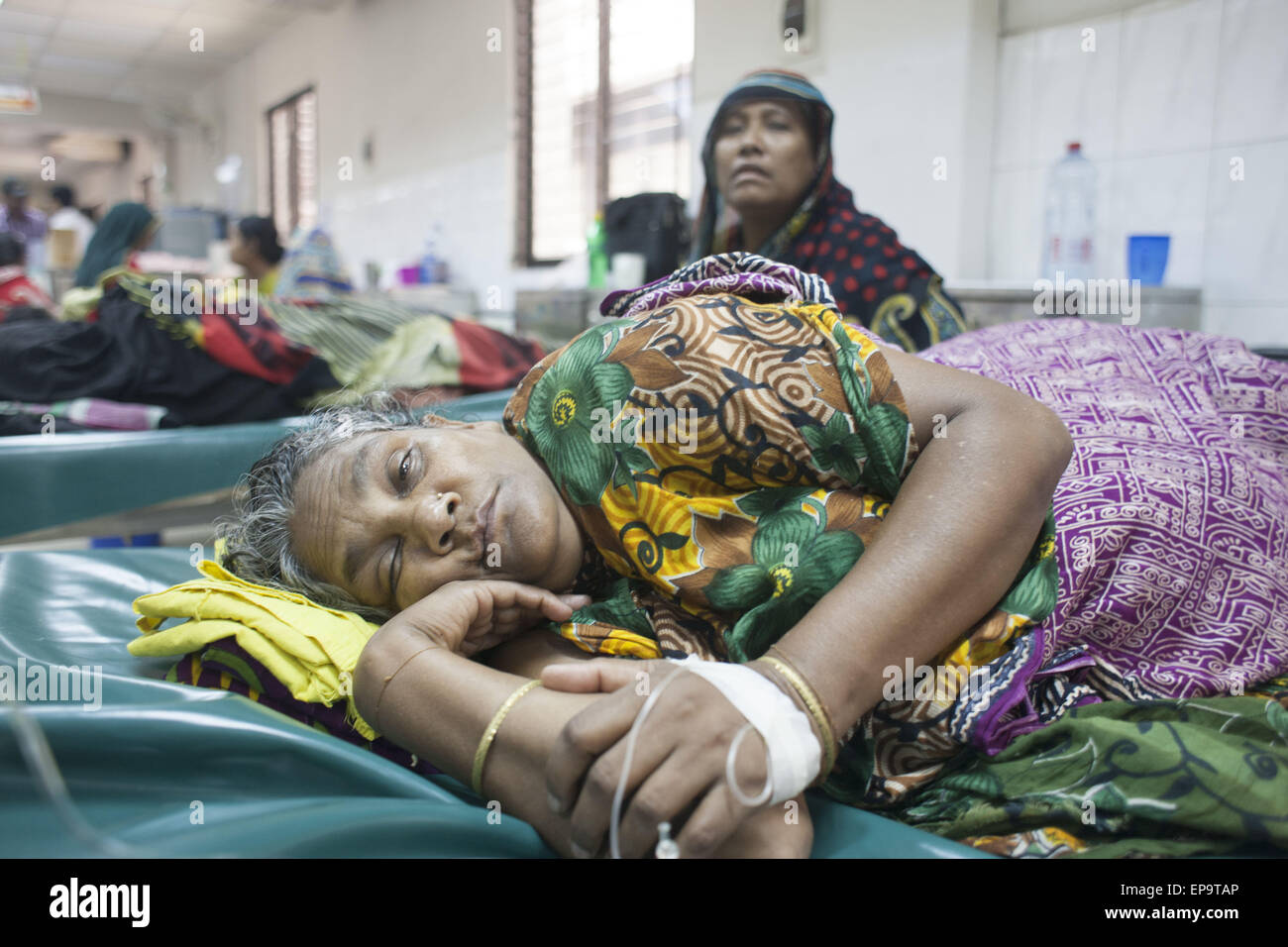 Dhaka, Bangladesh. 15 mai, 2015. La diarrhée Bangladesh reçoivent les patients traités à l'hôpital du Centre International pour la recherche sur les maladies diarrhéiques, Bangladesh (ICDDR, B) à Dhaka, Bangladesh Crédit : Suvra Kanti Das/ZUMA/ZUMAPRESS.com/Alamy fil Live News Banque D'Images