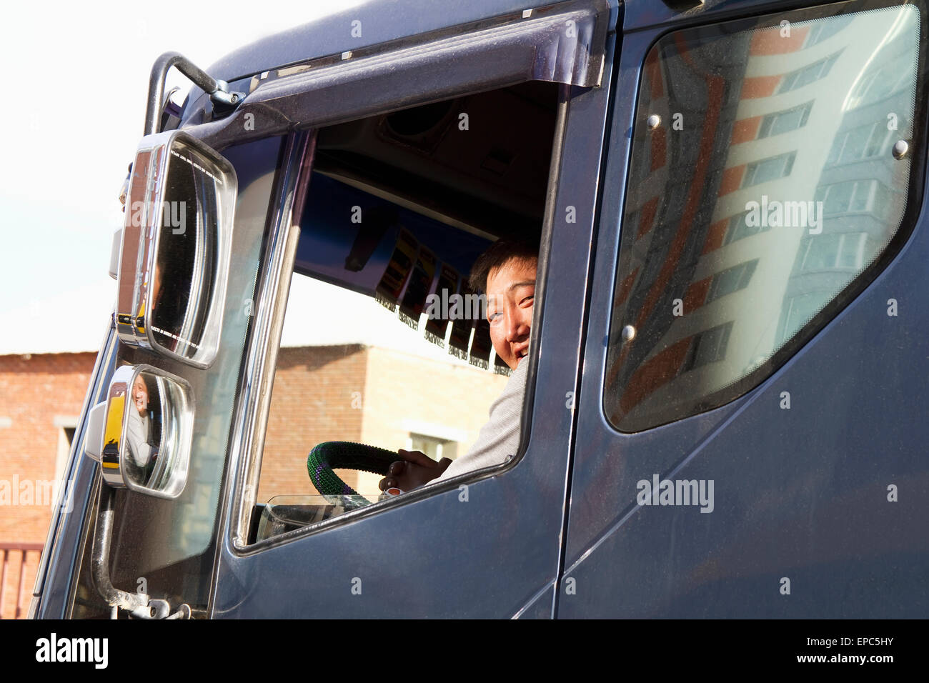Chauffeur de camion, Ulaanbaatar (Oulan Bator, Mongolie) Banque D'Images