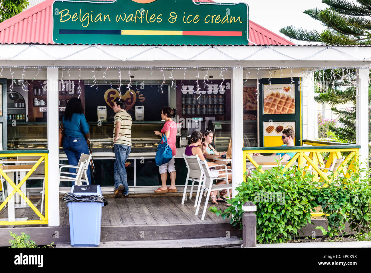 Fred's de gaufres belges et de la crème glacée, Redcliffe Quay, Saint John's, Antigua Banque D'Images