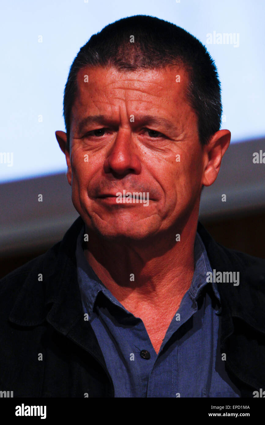 Torino, Italie, 16 mai 2015. L'écrivain français Emmanuel Carrère (Carrere) est invité sur le troisième jour de foire du livre de Turin. Banque D'Images