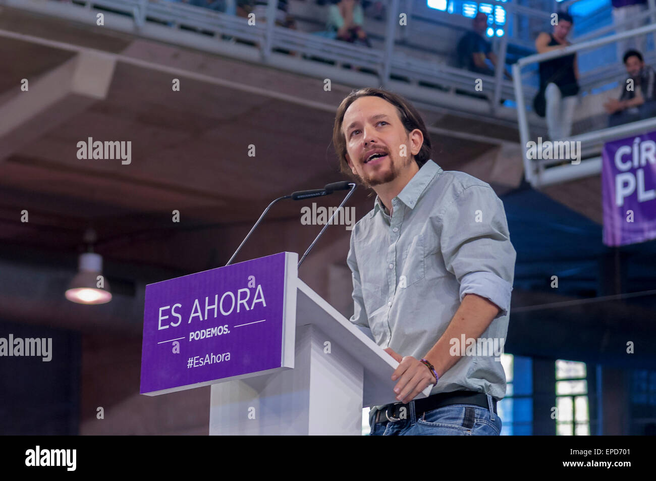 -Réunion de Pablo Iglesias, chef du parti Podemos- Mai 2015 Alicante (Espagne). Banque D'Images