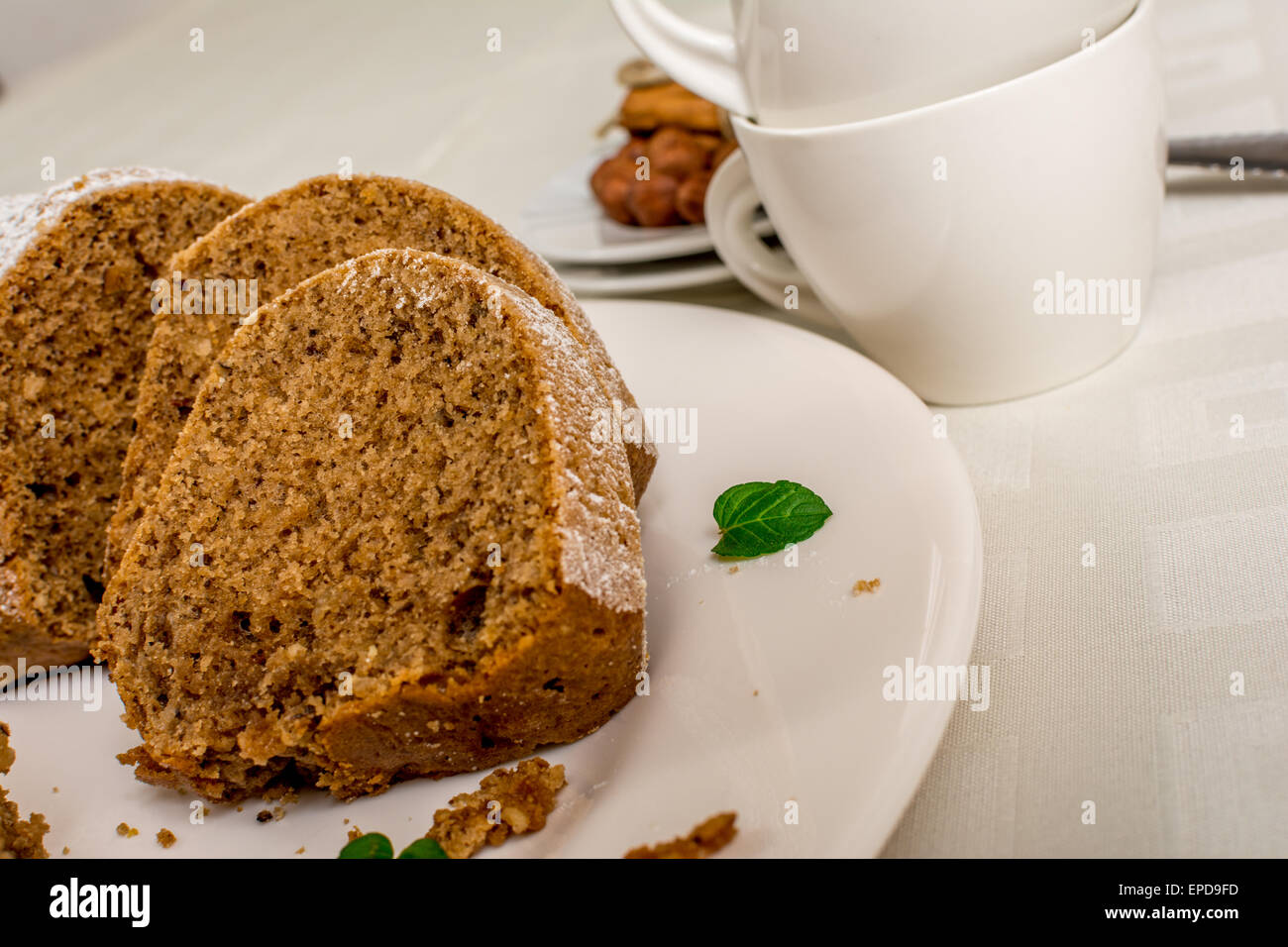 Cacao boulangerie en ring ou gâteau babovka dessert traditionnel tchèque Banque D'Images
