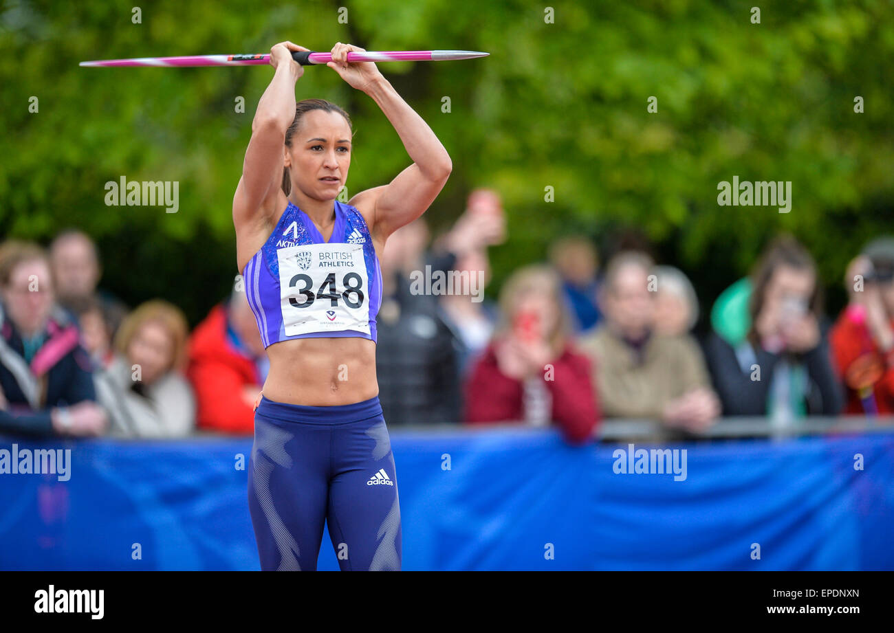 17.05.2015. Paula Racliff Stadium, Loughborough, Leicestershire, Angleterre. Loughborough International. Jess Ennis-Hill se prépare pour un lancer au lancer du javelot. Banque D'Images