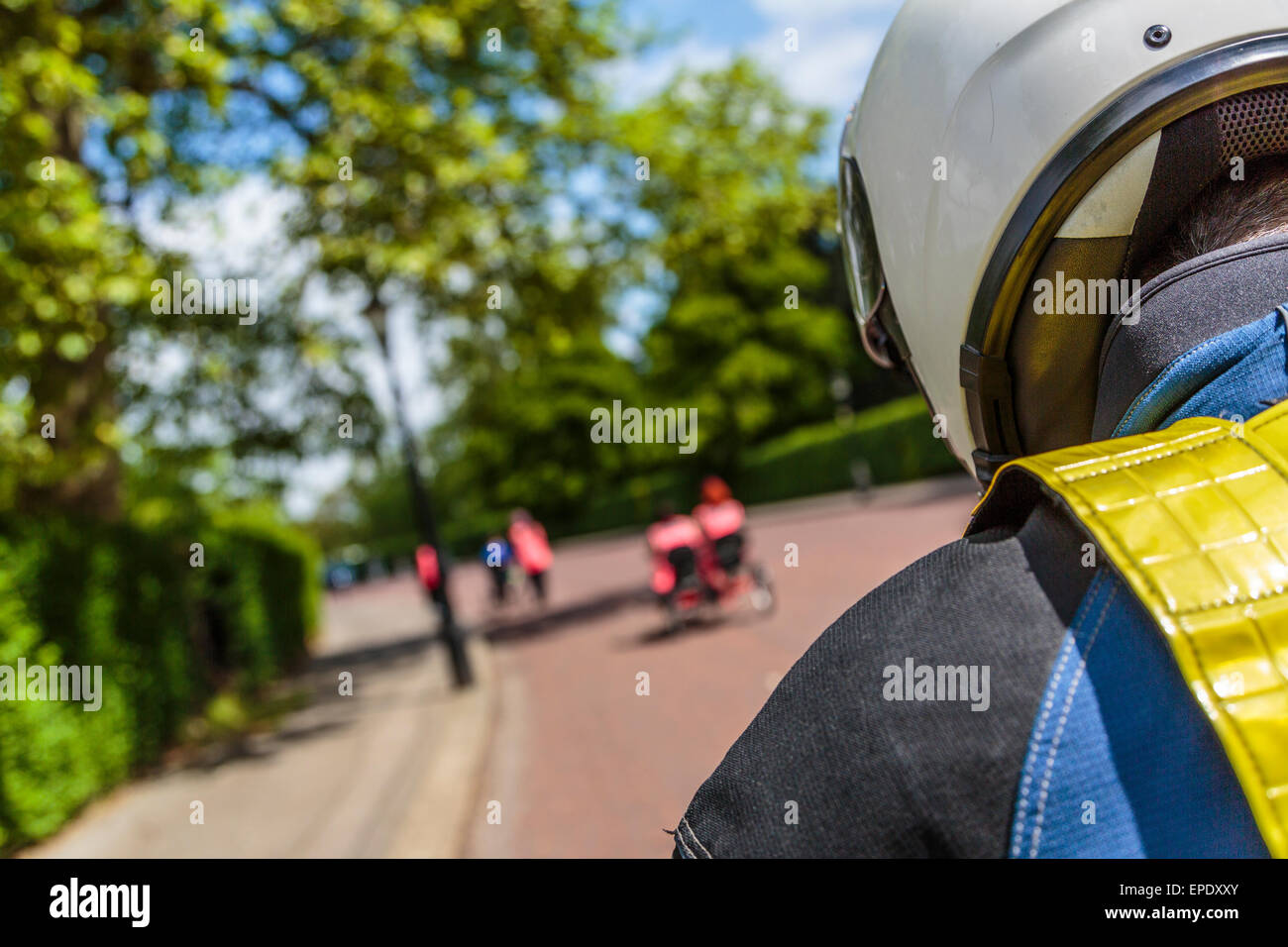 Risques de négociation motocycliste comme elles se présentent Banque D'Images