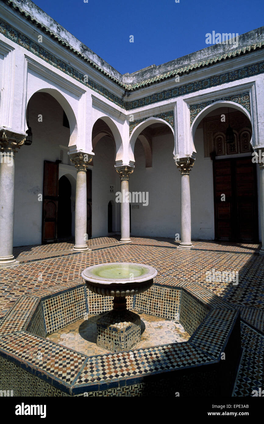 Maroc, Tanger, Kasbah, Dar el Makhzen, cour du palais du sultan Banque D'Images