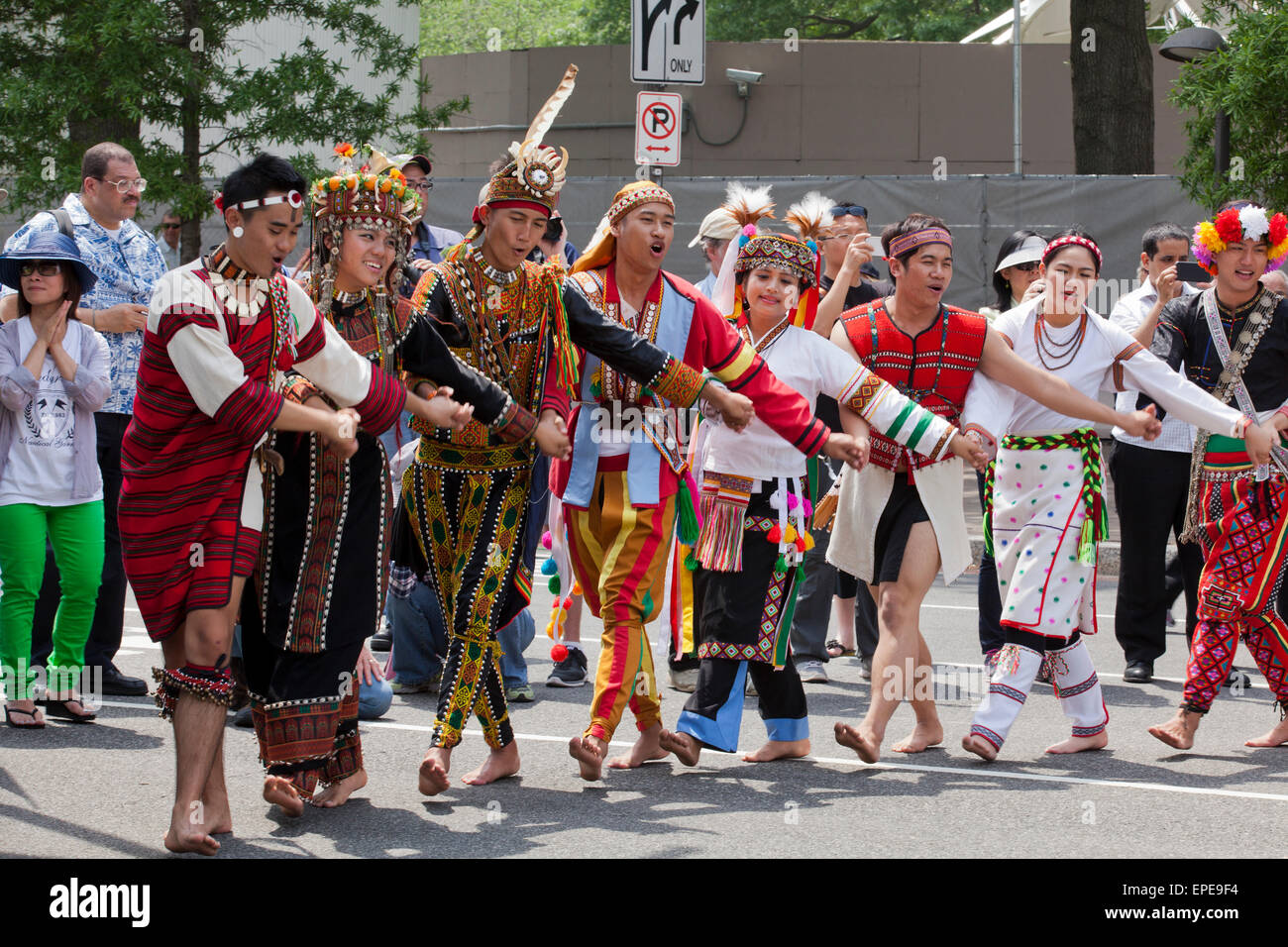 Spectacle de danse autochtones taïwanais au Festival du patrimoine asiatique - Washington, DC USA Banque D'Images