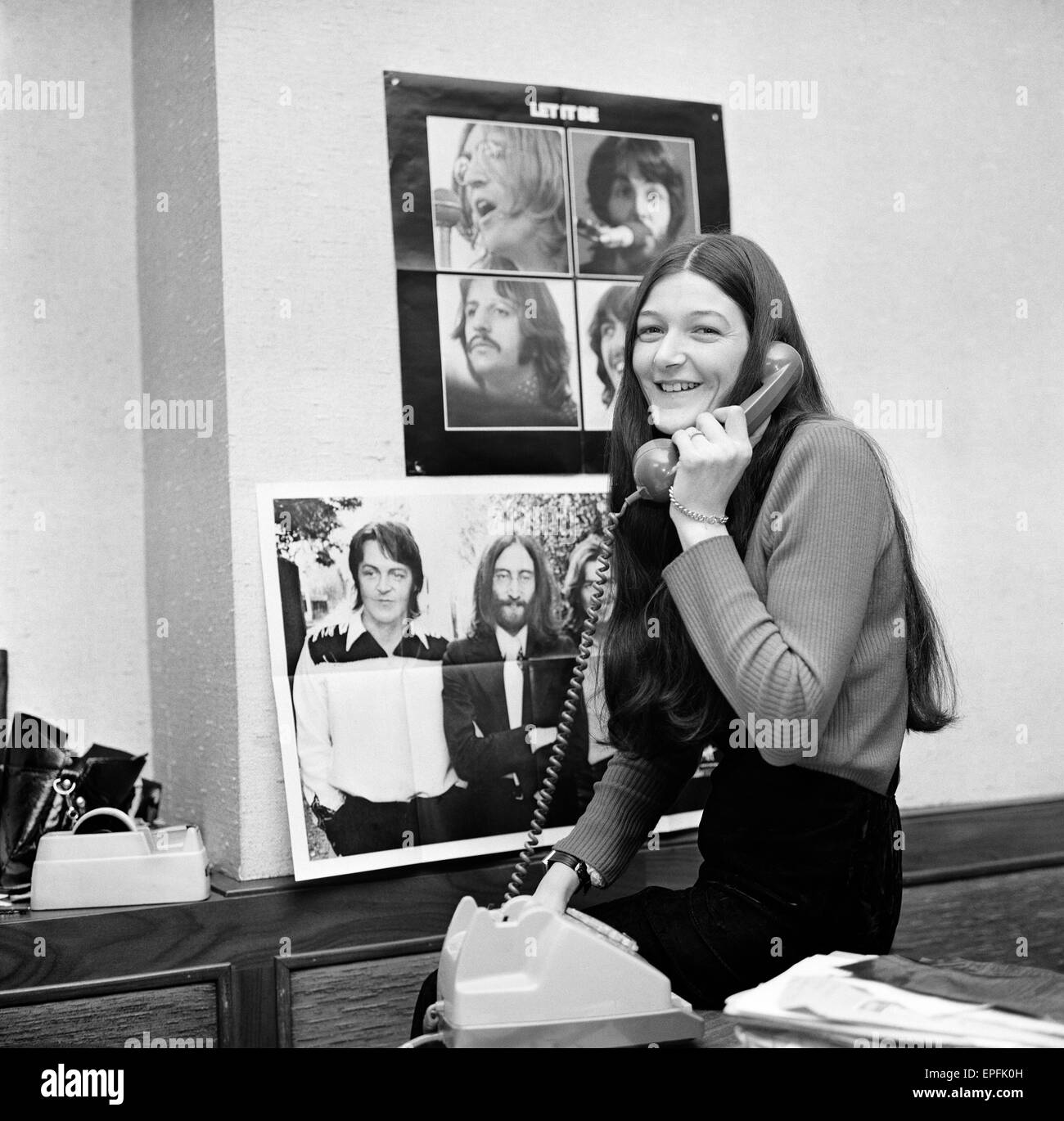 Freda Kelly, 26, les Beatles fan club officiel Secrétaire, photographié à son bureau de Liverpool, le 11 janvier 1971. Banque D'Images