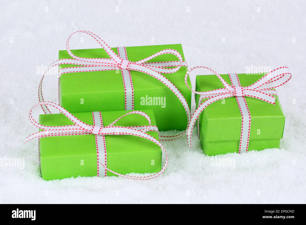 Bescherung Geschenke une Weihnachten im Schnee Banque D'Images